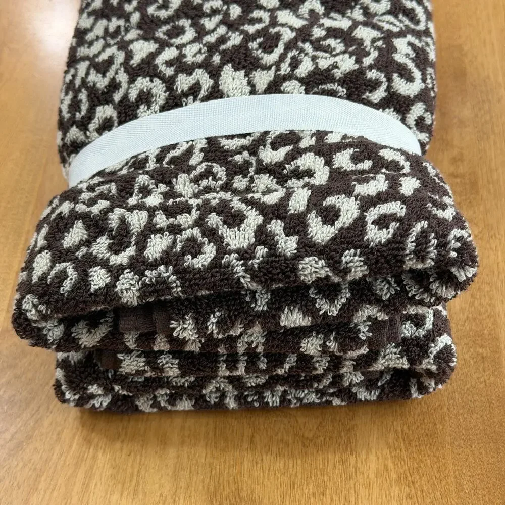 Rachel Zoe Leopard Cheetah Animal Print Hand Towel Set of 2 Brown Beige 18 x 28